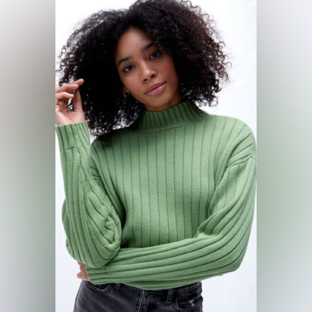 PacSun Green Long Sleeve Mock Neck Sweater